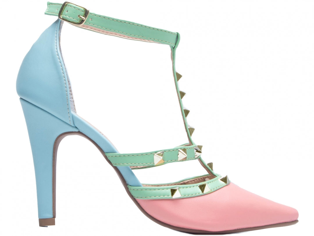 Sapato Scarpin Rosa e Azul com Rebites - Estilo e Charme em Cores Vibrantes